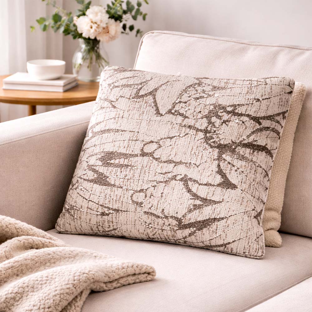 CU001 Cushion Small Fabric OTE Bloom - 453 by Campo de' Fiori - Image 2