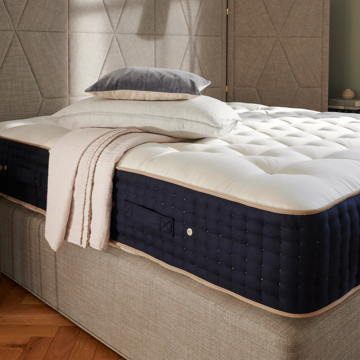 Diamond Majesty Mattress By Vispring - Image 5